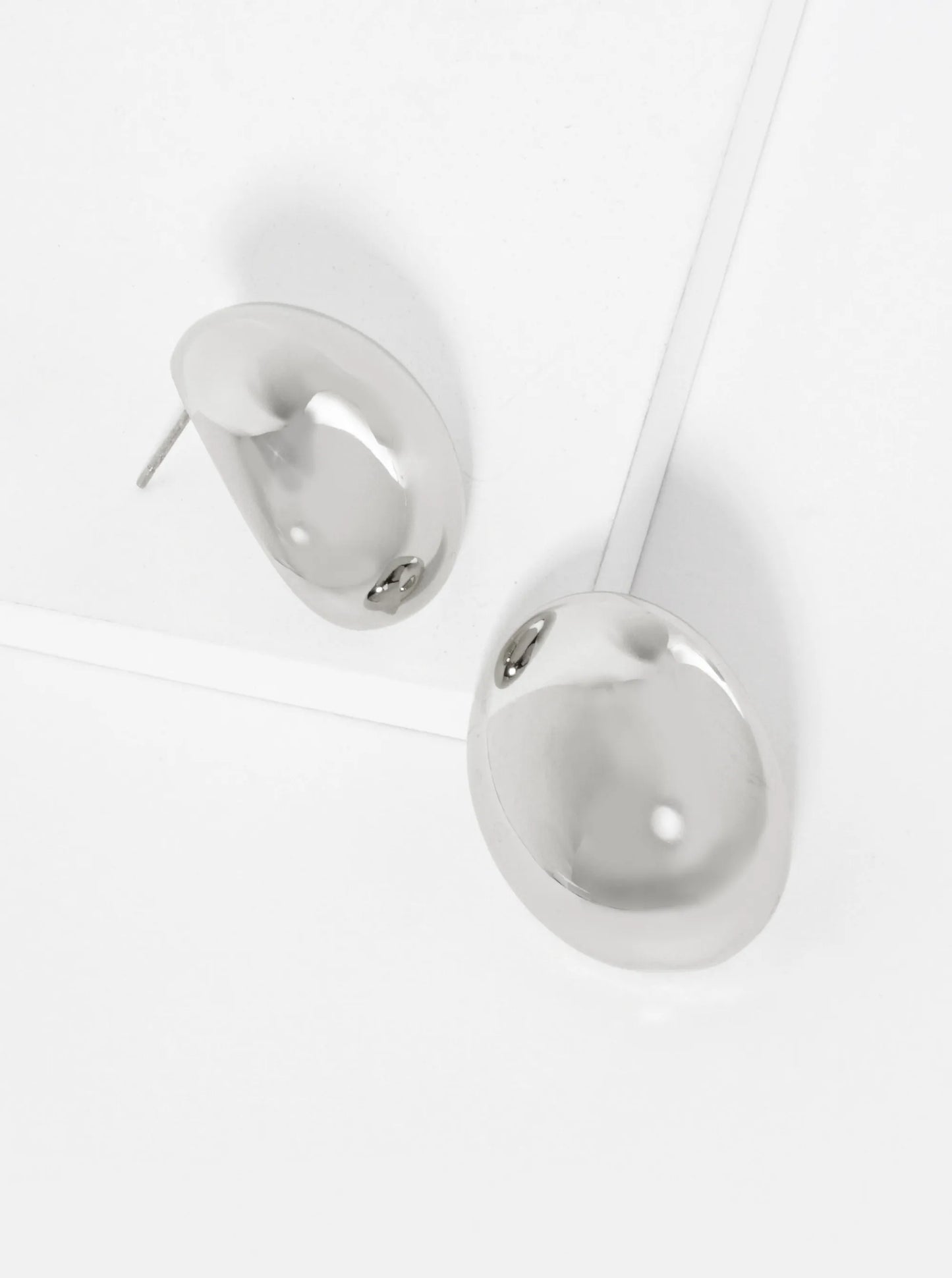 18K Gold Dipped 1 Inch Oval Button Stud Earrings