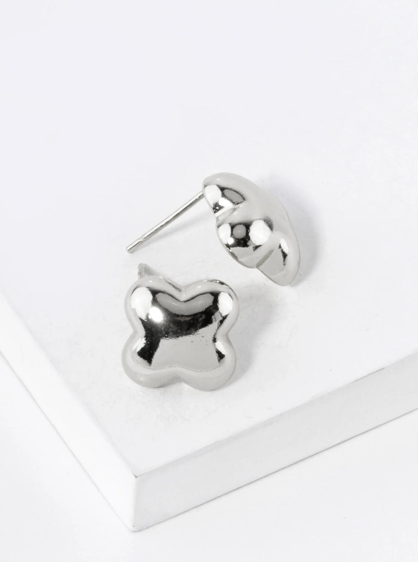 18K Gold Dipped 13mm Brass Puffy Quatrefoil Stud Earrings