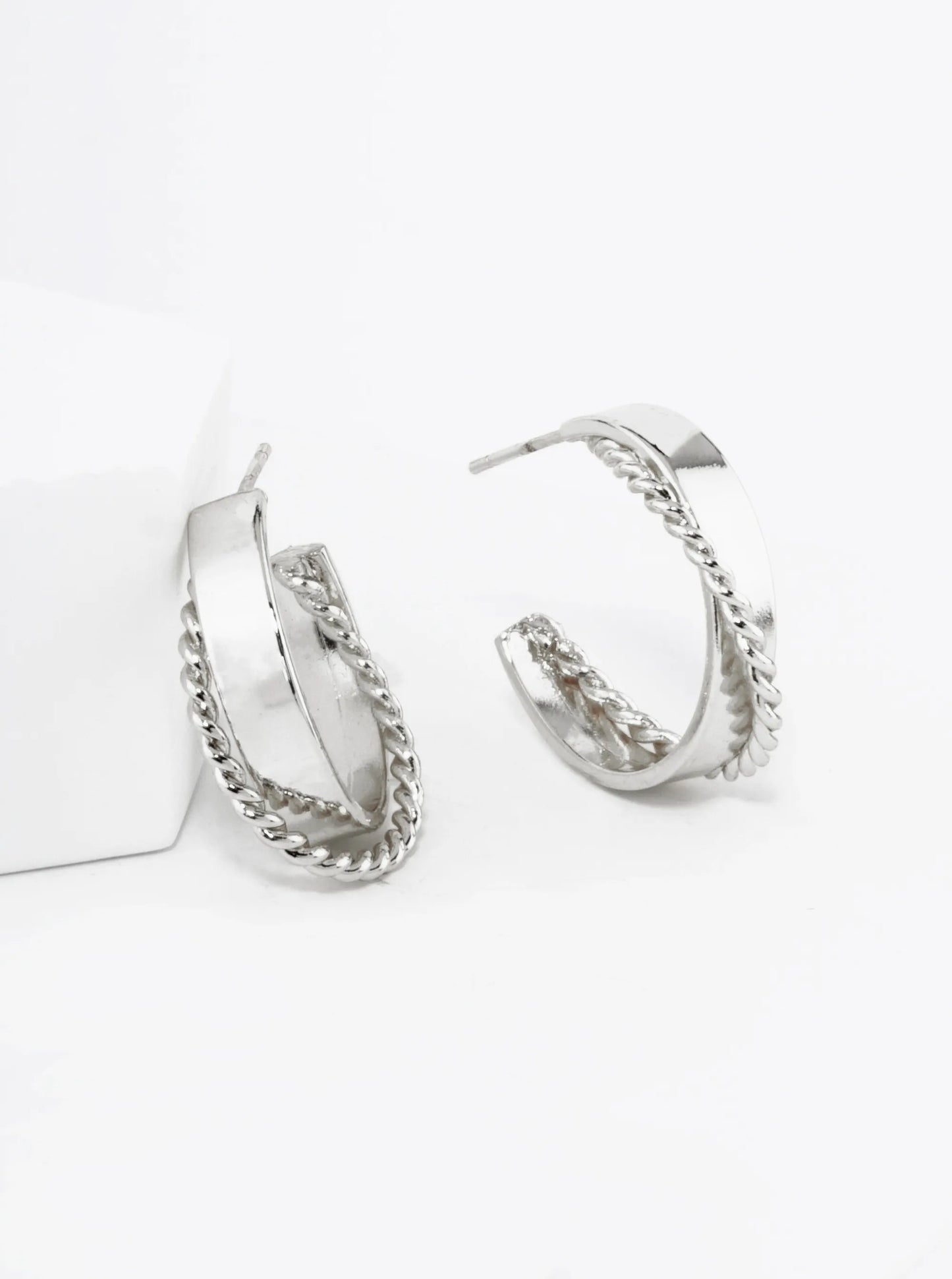 18K Gold Dipped 20mm Crossover Hoop Earrings