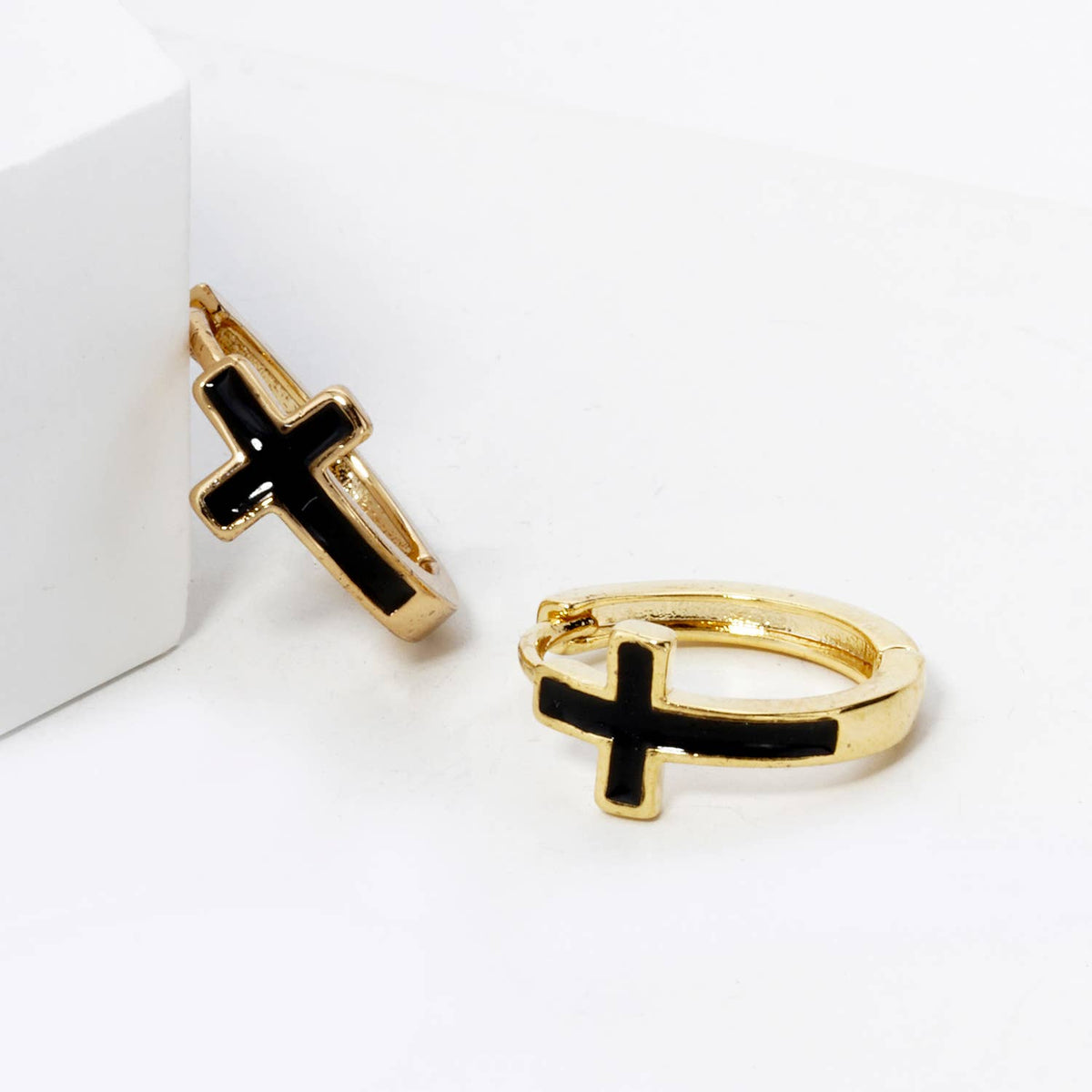 ENAMEL FILLED CROSS ACCENT 13MM HUGGIE HOOP EARRINGS