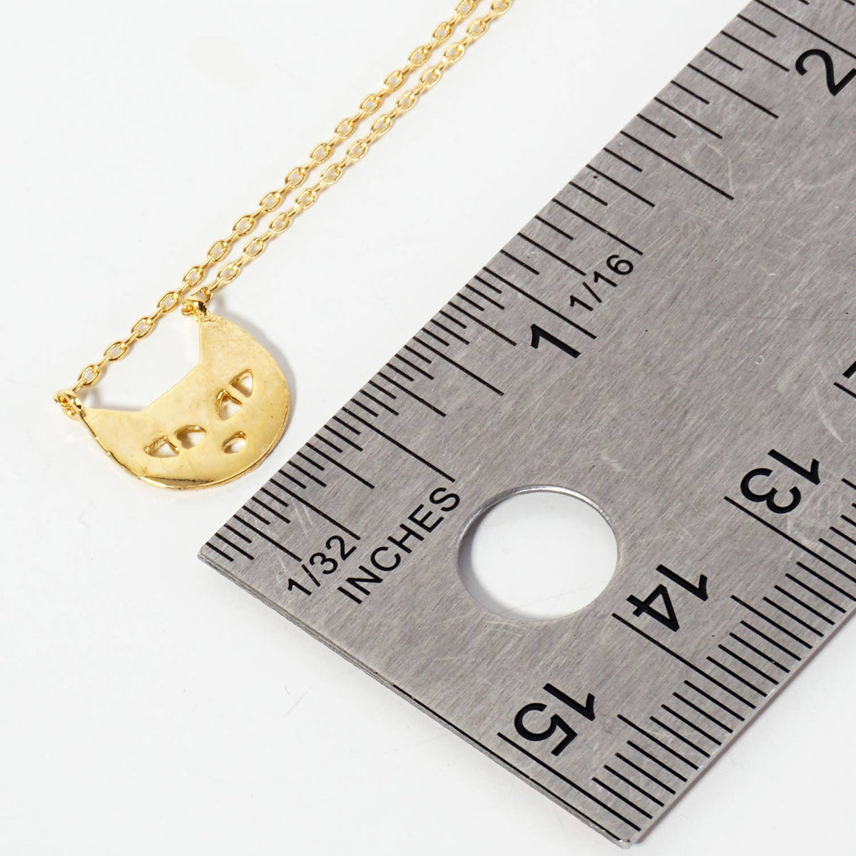 Minimalist Cutout Cat Face Pendant Necklace