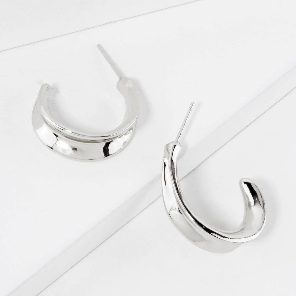 Polished Brass 25mm Teardrop-Shaped Open Hoop Earrings