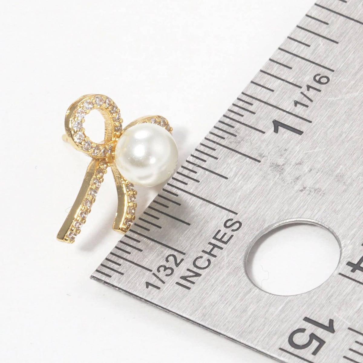 Gold Freshwater Pearl Ribbon Stud Earrings
