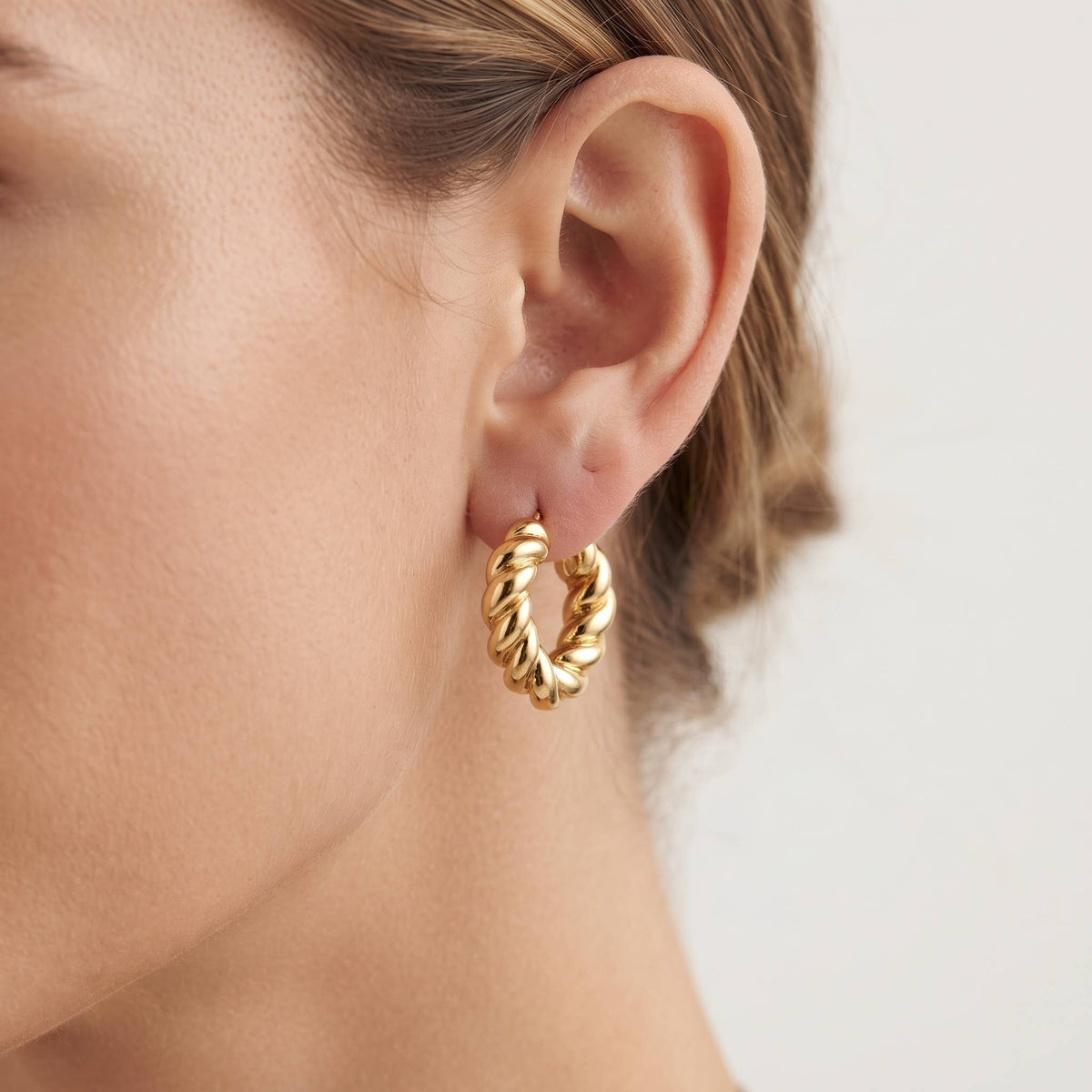 Twisted Rope Huggie Hoop Earrings