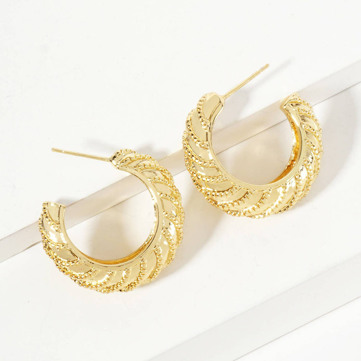 Diagonal Vortex-Textured 25mm Open Hoop Earrings