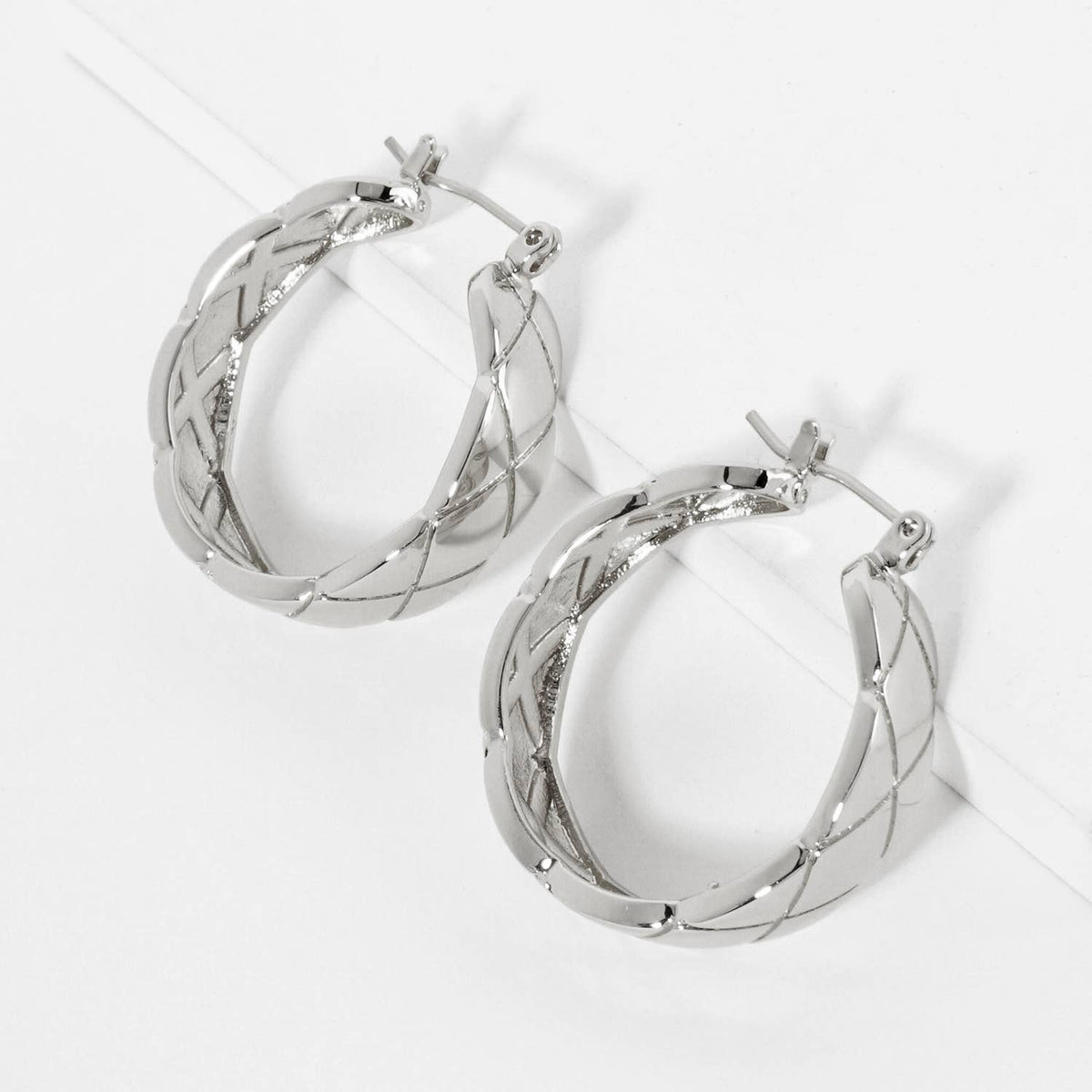 18K Gold Dipped Textured 25mm Latchback Hoop Earrings