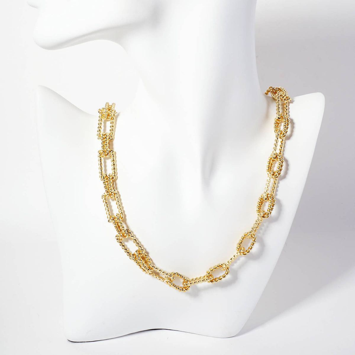19-15mm Rectangle-Shaped Rope-Texture Chain Necklace