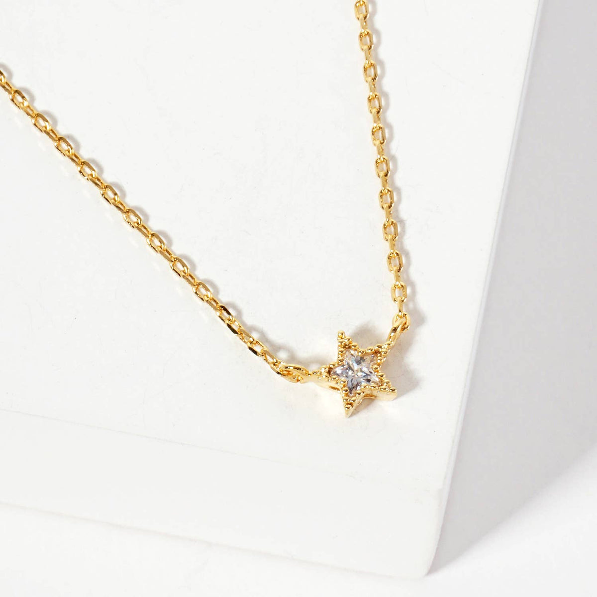 Minimalist Dainty Star Charm Pendant Necklace