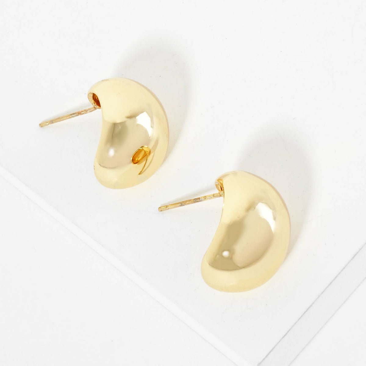 18K Gold Dipped 18mm Curved Oval Post Earrings