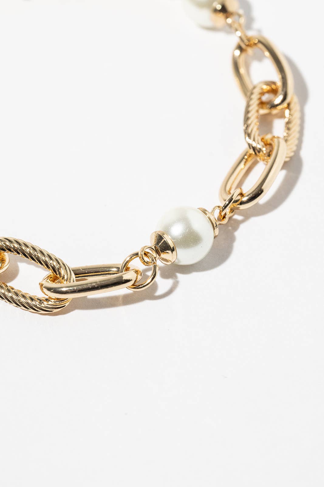 Pearl & Mixed-Link Chain Bracelet with Magnetic Clasp