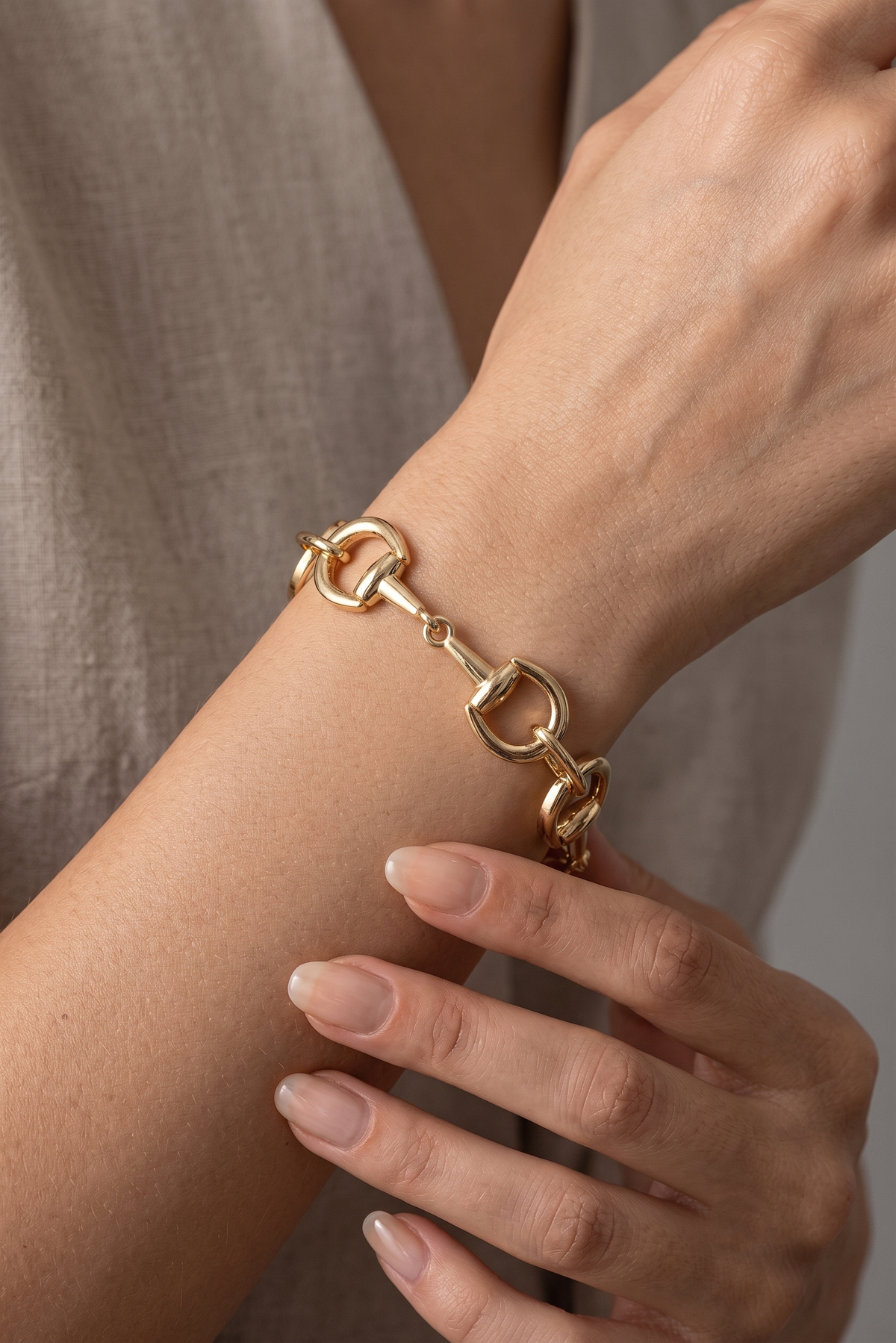 Statement Horsebit Link Bracelet