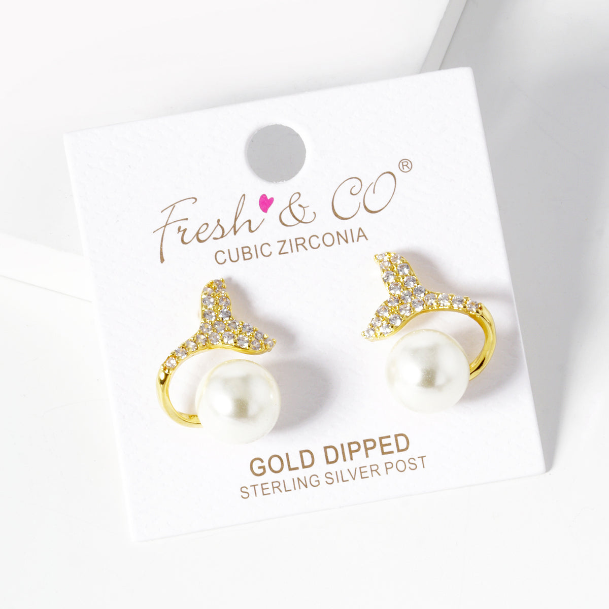 Curved Sparkle Stud Earrings with White Accent | BE331 — BE331-GCM.JPG