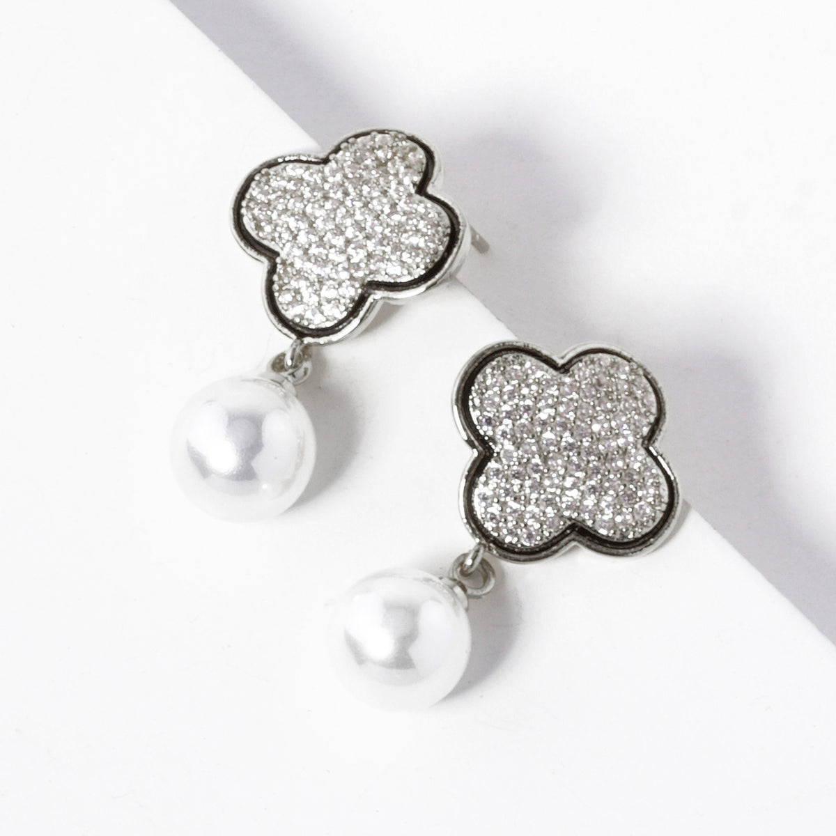 Quatrefoil Drop Earrings with White Accent | BE334 — BE334RWH.JPG
