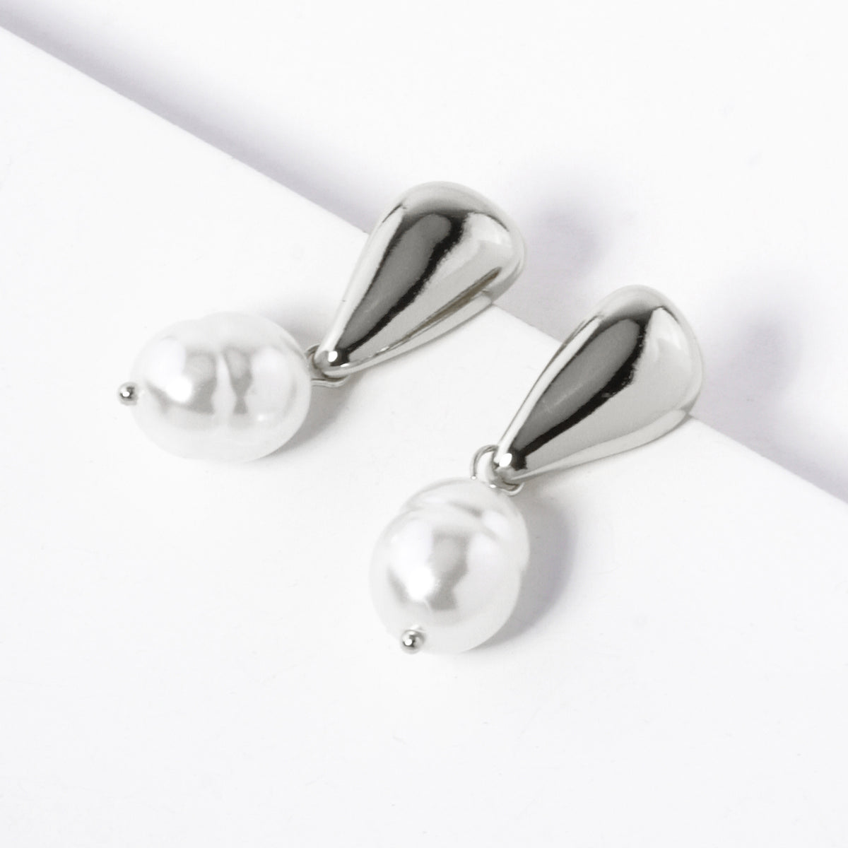 Tapered Drop Earrings with White Accent | BE336 — BE336RWH.JPG