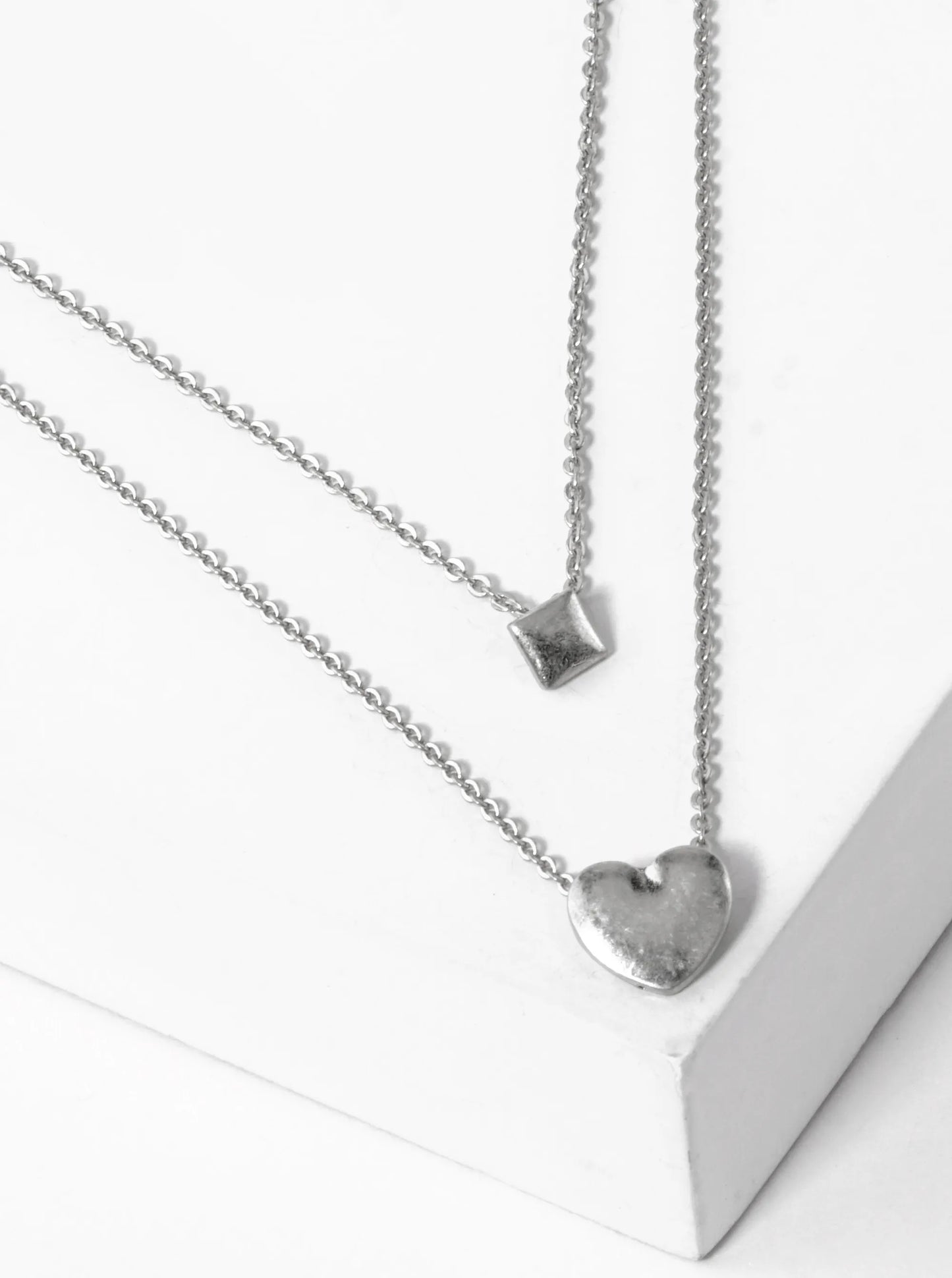 Metal Heart Pendant Layered Necklace