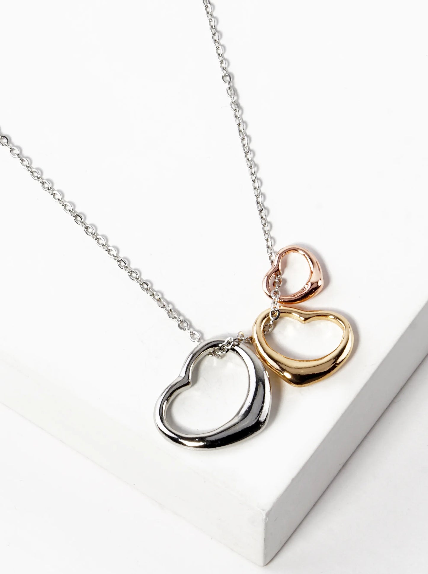 Polished Metal Three Hearts Pendant Necklace