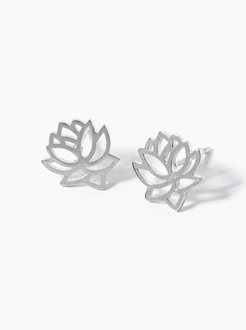 18k Gold Dipped Brass Water Lily Post Stud Earrings