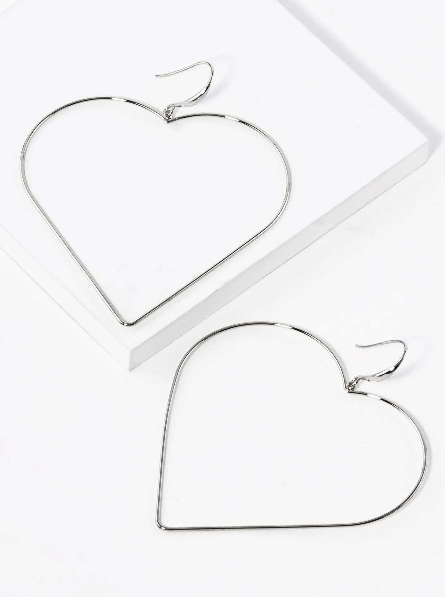 18K Gold Dipped Giant Wire Heart Drop Lightweight Earrings