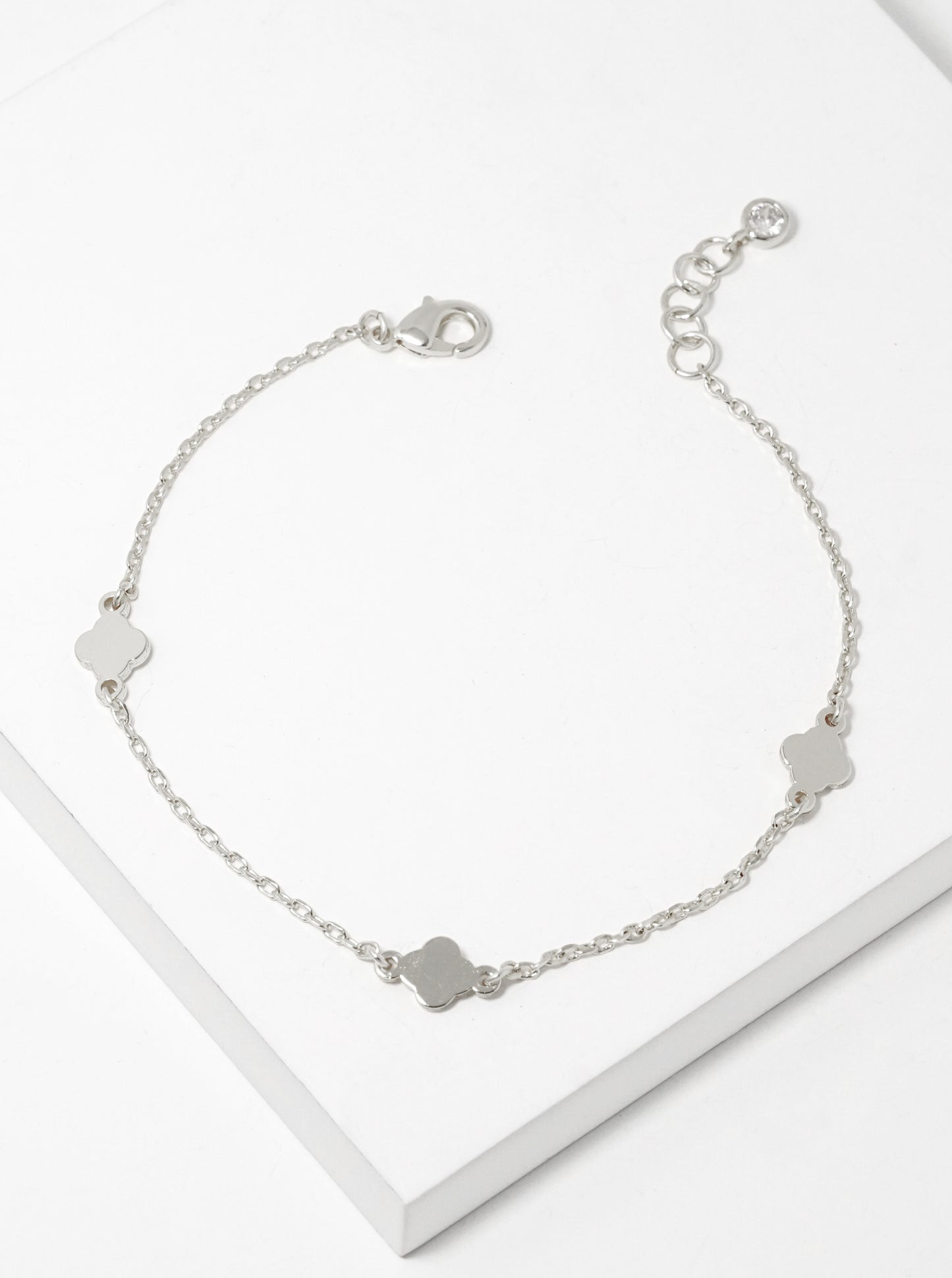 18k Gold Dipped Three Dainty Quatrefoil Chain Bracelet