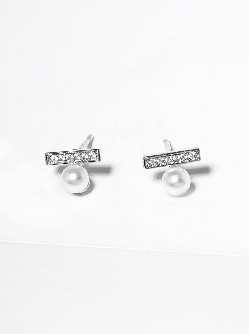 18k Gold Dipped CZ Pave Bar With Pearl Post Stud Earrings