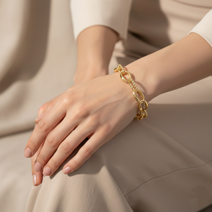 Polished Brass 15mm Twisted Chain and Oval Link Bracelet