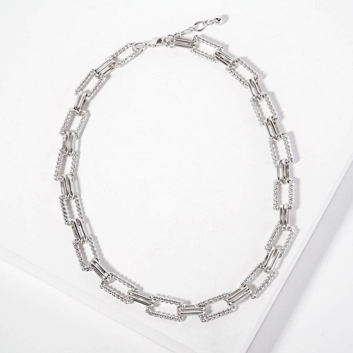 Textured Link Chain Necklace