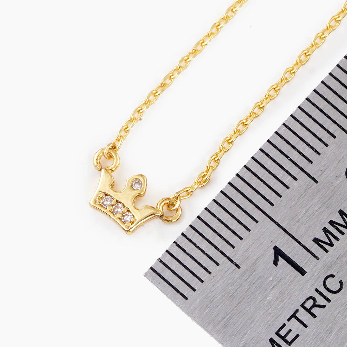 Minimalist Dainty Crown Pendant Necklace
