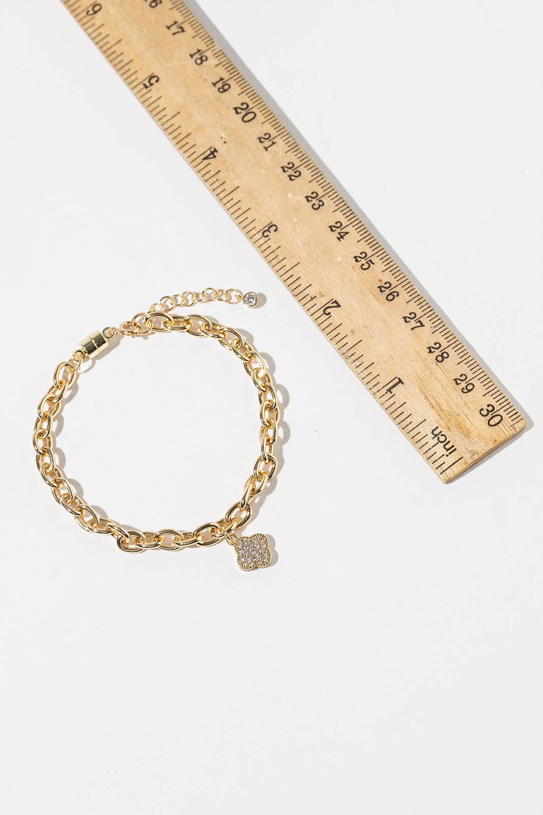 Pavé Cubic Zirconia Clover Magnetic Clasp Chain Bracelet