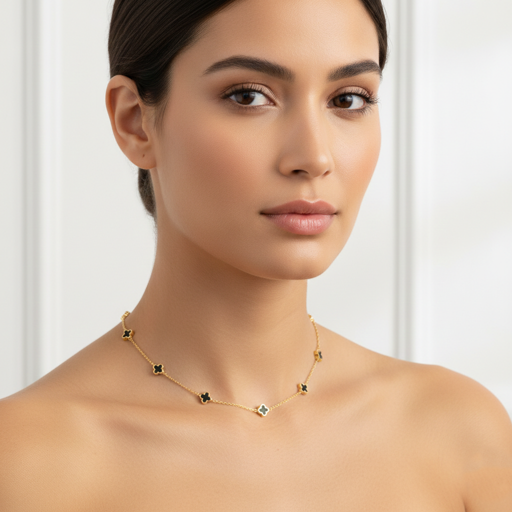 Elegant Clover Station Motif Necklace