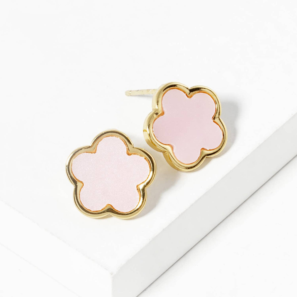 Minimalist Dainty Clover Flower Stud Earrings