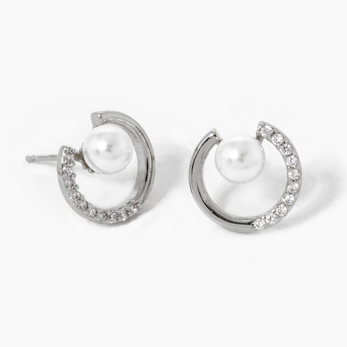 Freshwater Pearl Round Stud Earrings