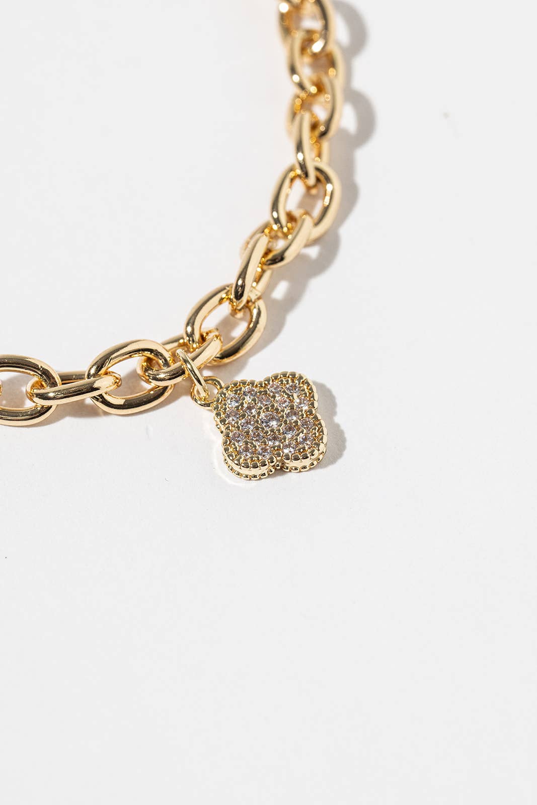 Pavé Cubic Zirconia Clover Magnetic Clasp Chain Bracelet