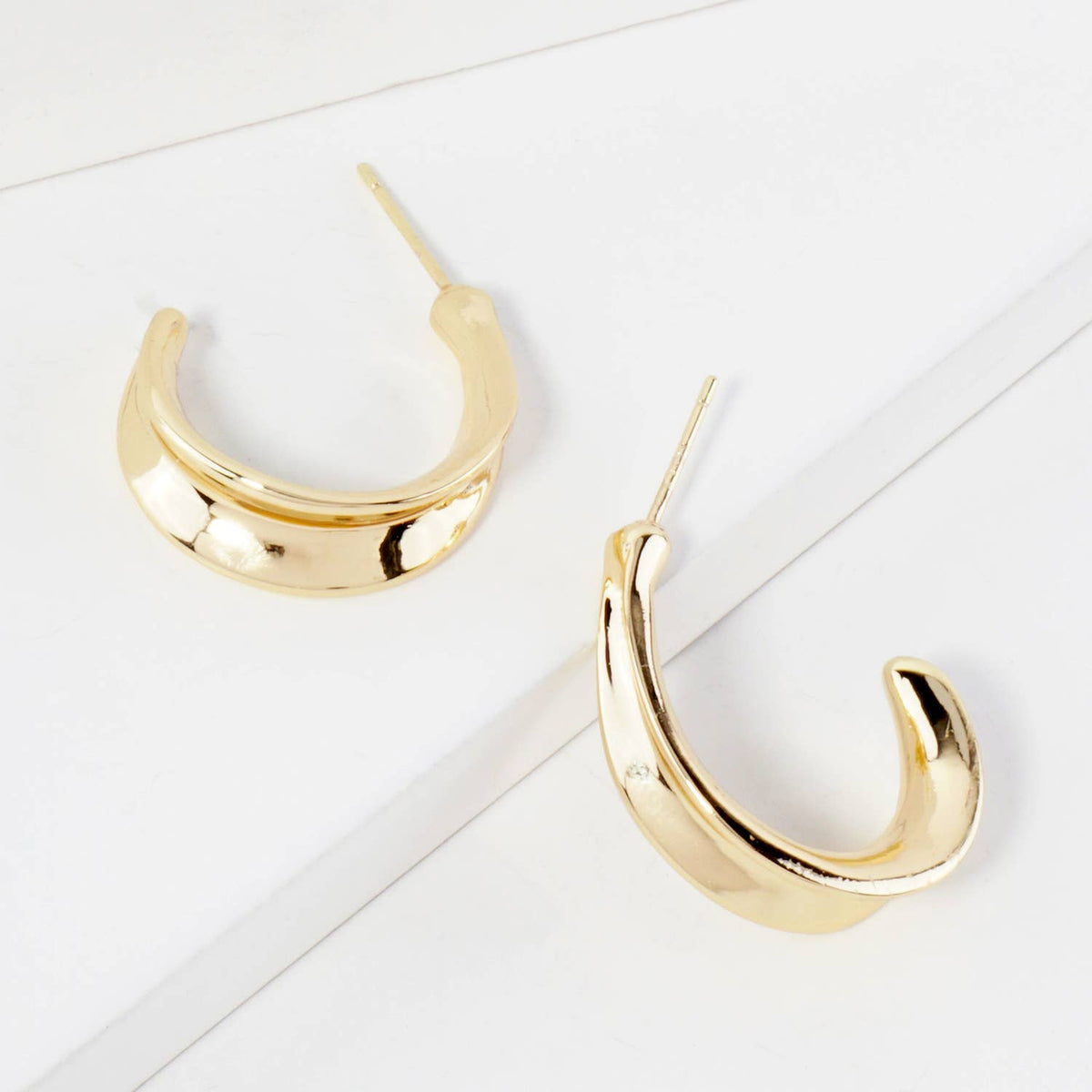 Polished Brass 25mm Teardrop-Shaped Open Hoop Earrings