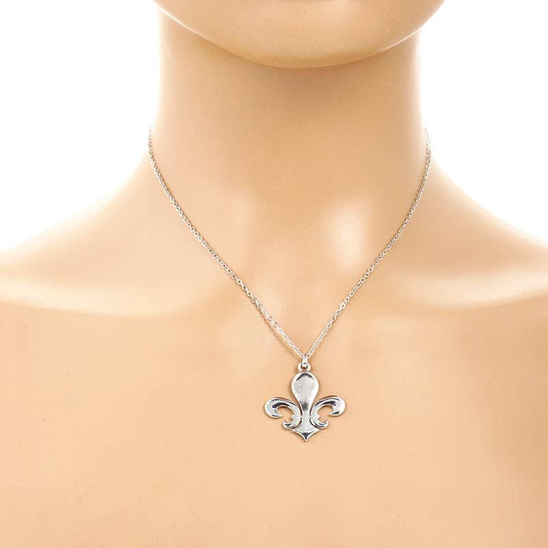 Gold Plated Simple Fleur De Lis Necklace