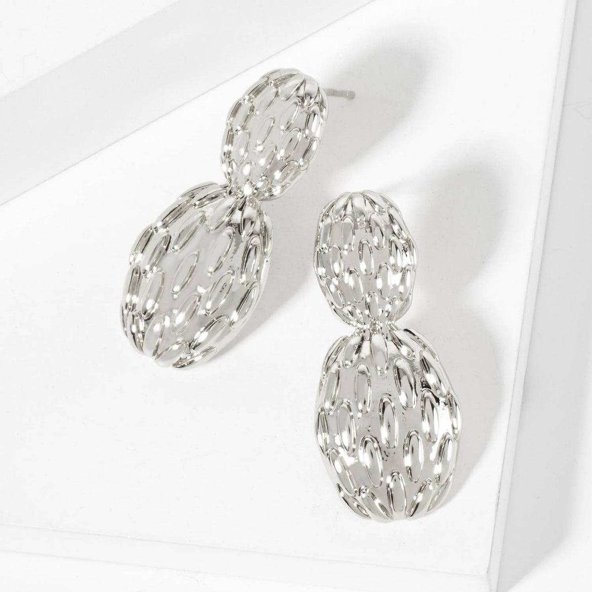 Polished Oval-Texture Peanut-Shaped Brass Earrings