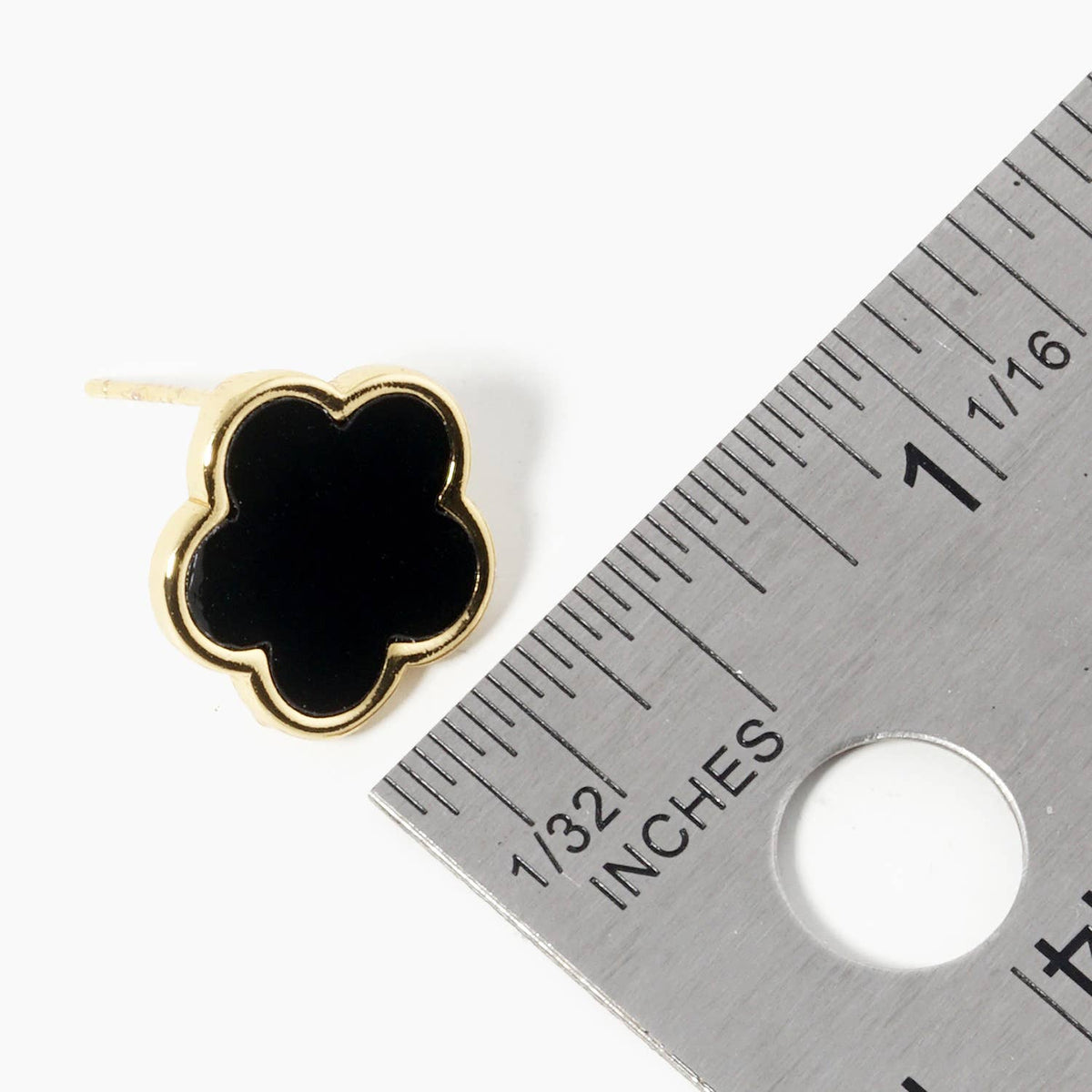 Minimalist Dainty Clover Flower Stud Earrings