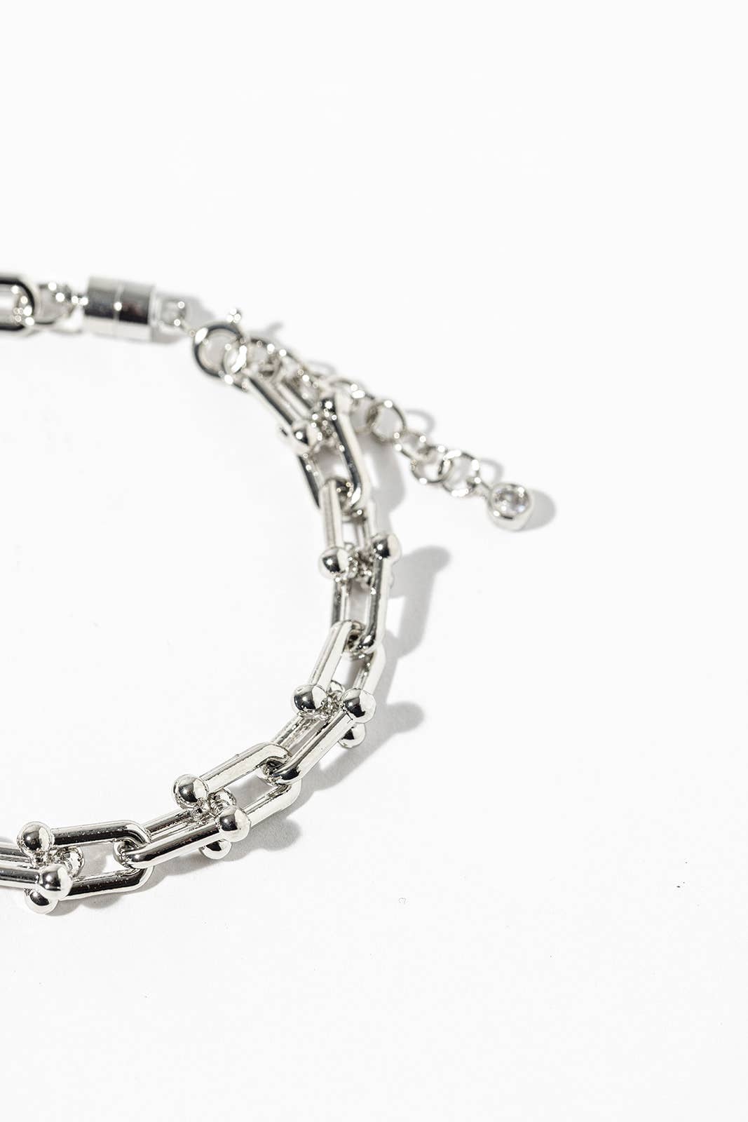 Modern U-Link Bracelet with Magnetic Closure