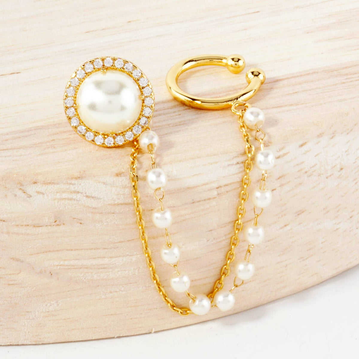 Pearl Surrounded with Ear Cuff Drape Chain Earring Set