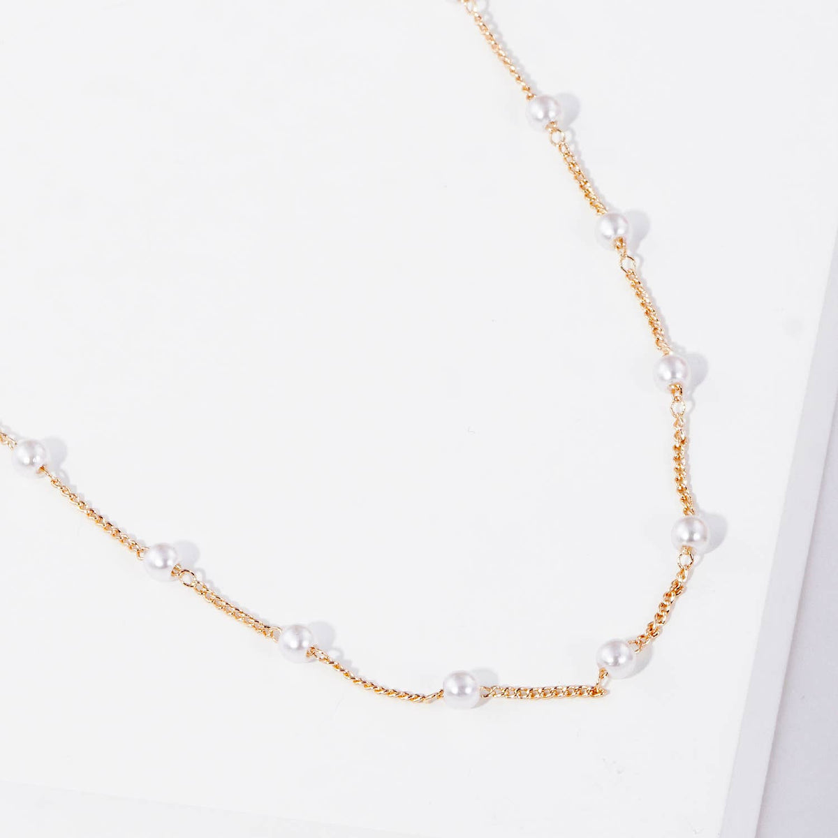 Bridesmaid Pearl Station Choker Necklace