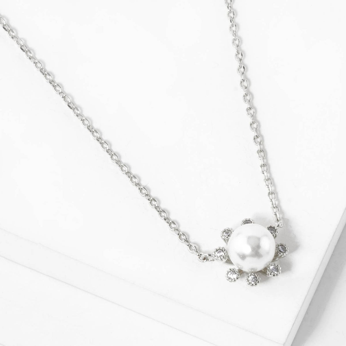 Minimalist Faux Pearl Sunburst Pendant Necklace