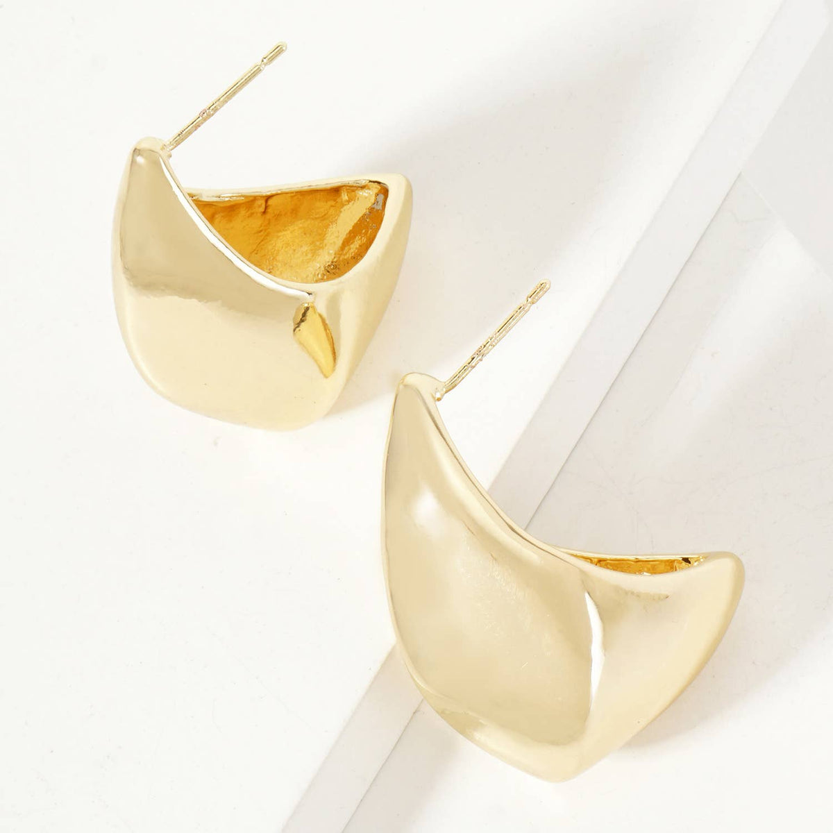 8mm Modern Hollow Teardrop Hoop Earrings