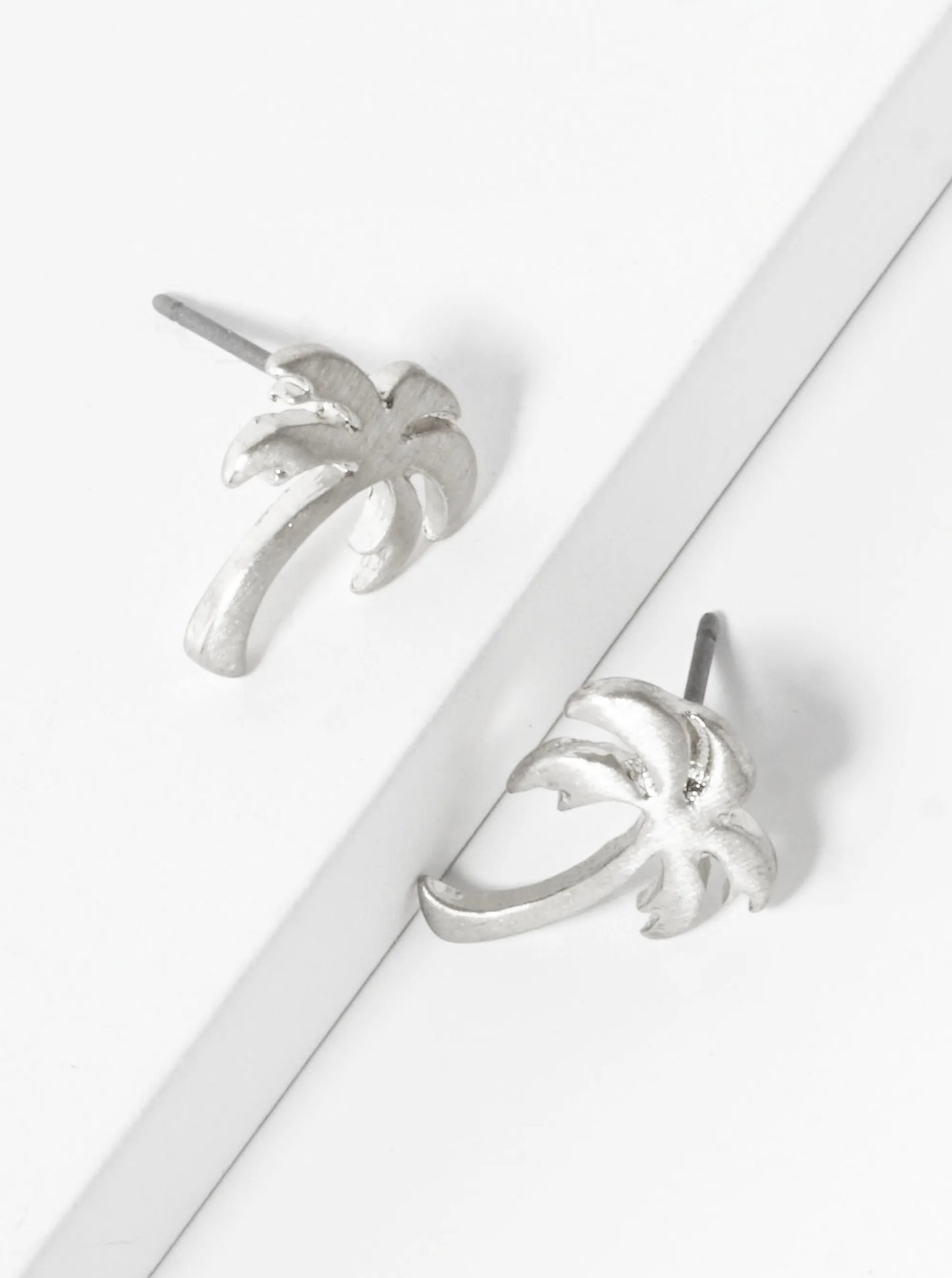 14mm Palm Tree Tropical Stud Earrings