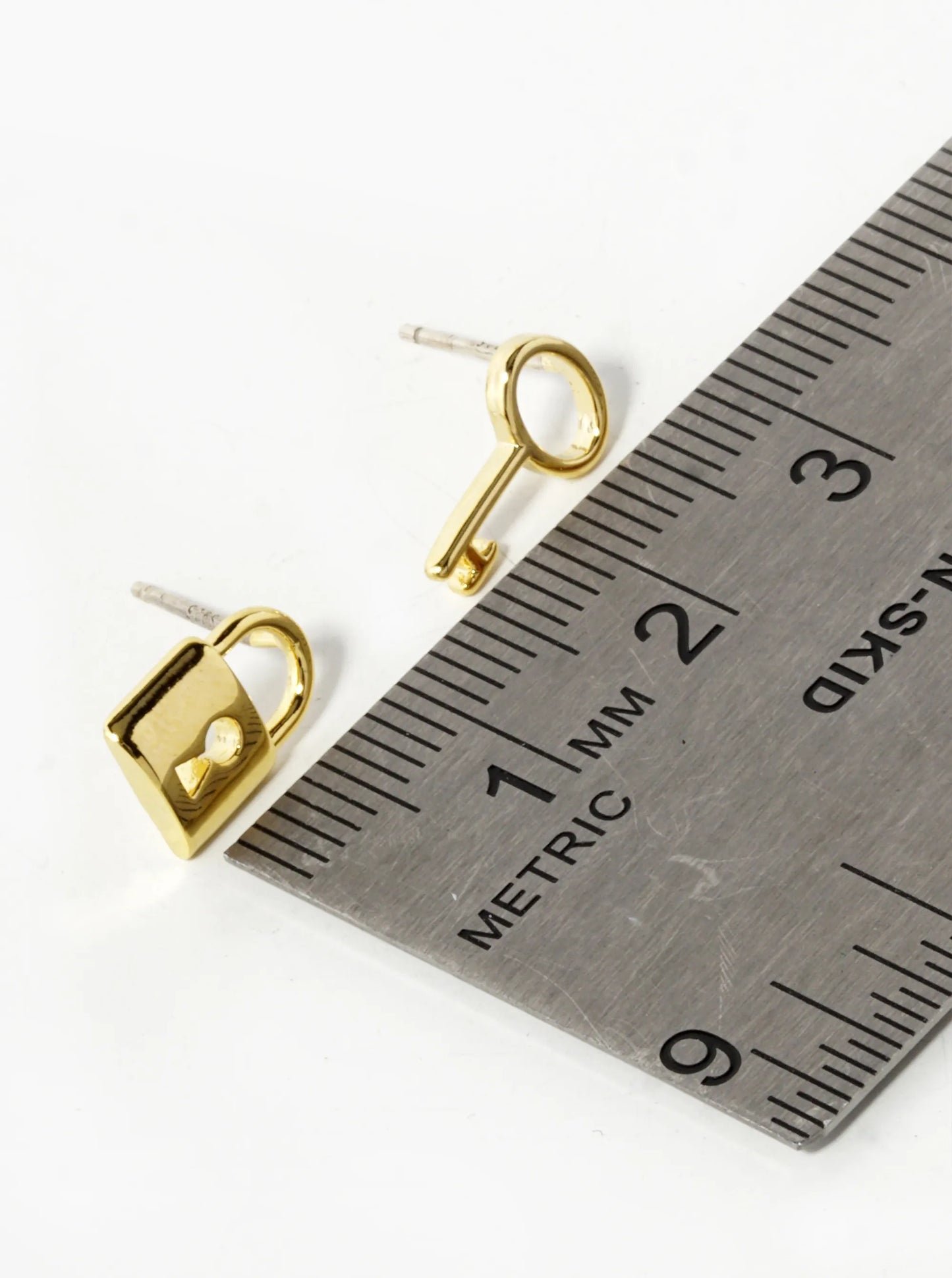 18K Gold Dipped 10mm Brass Lock And Key Asymmetric Sterling Silver Post Stud Earrings