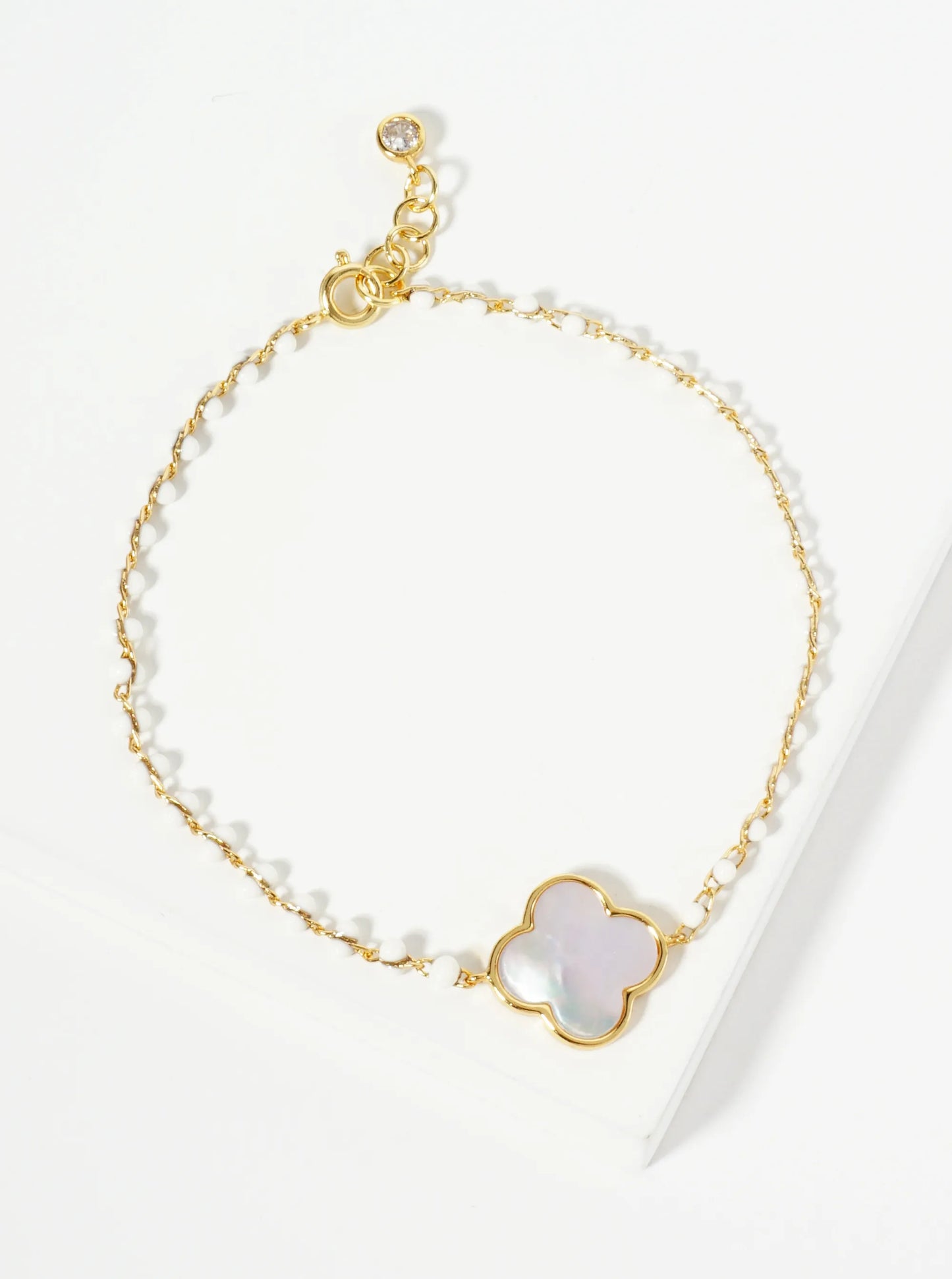 18K Gold Dipped 14mm Quatrefoil Glass Beaded Chain Bracelet