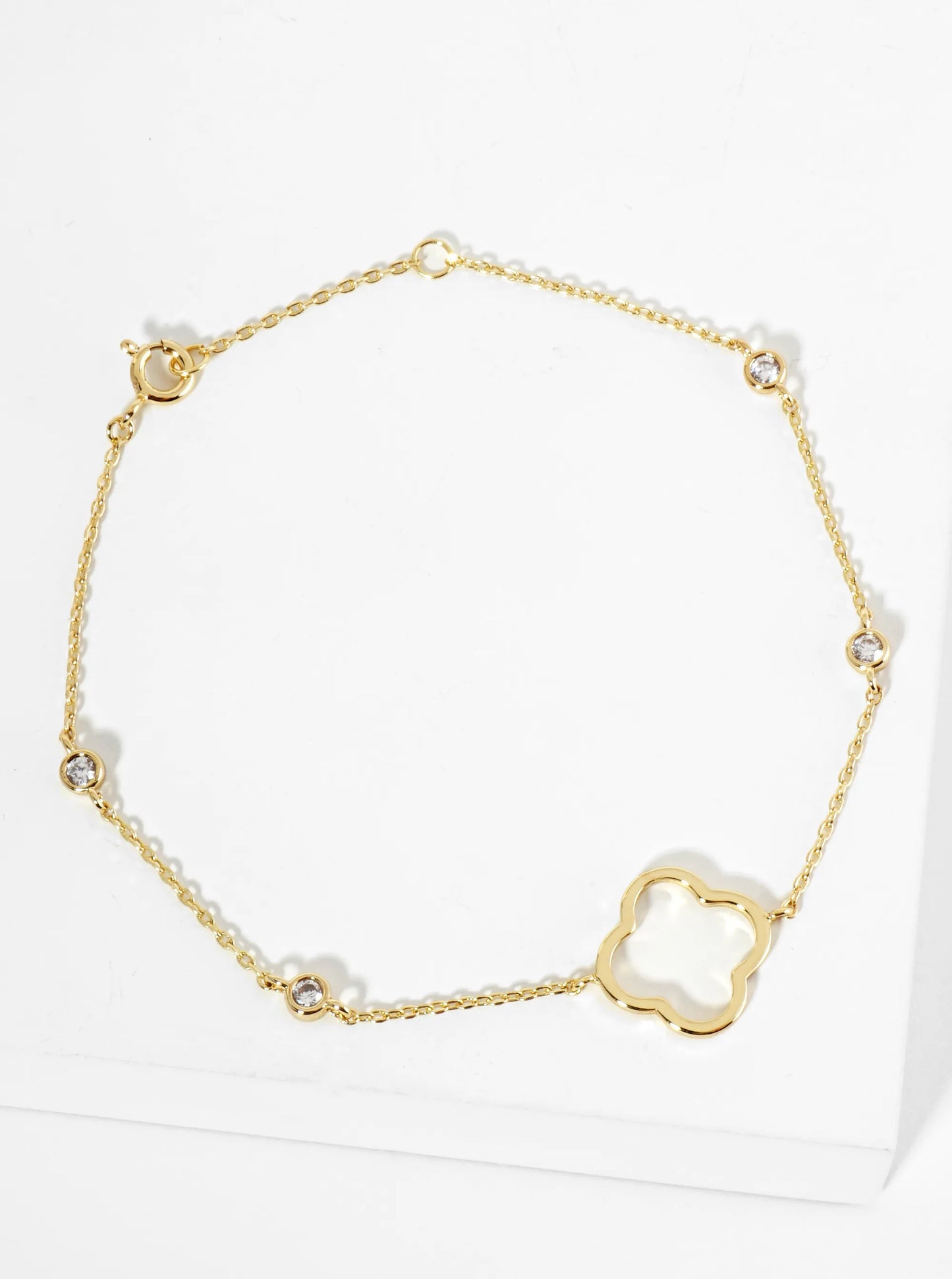 18K Gold Dipped 15mm Quatrefoil Cutout CZ Stone Chain Bracelet