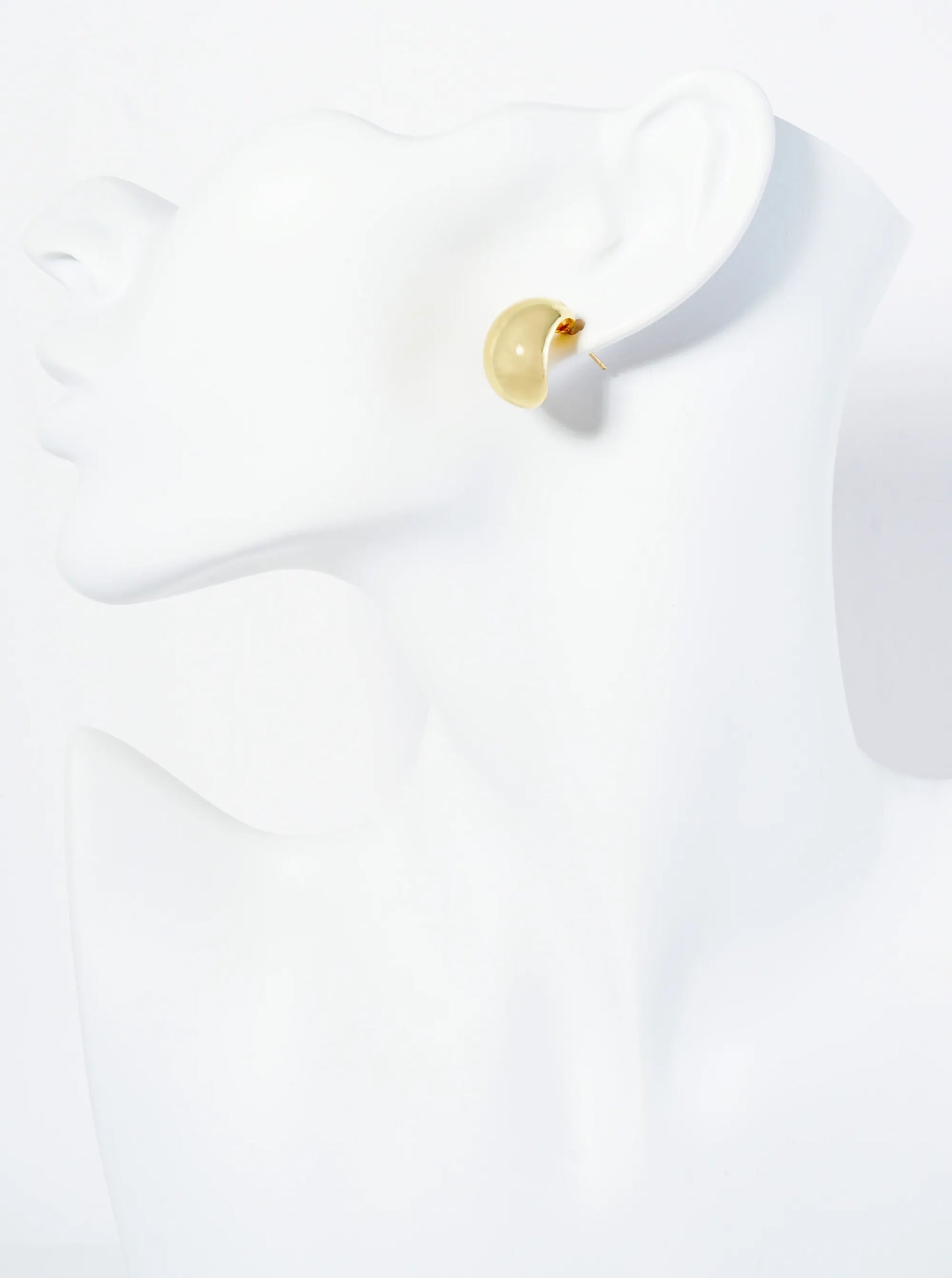 18K Gold Dipped 18mm Curved Oval Post Earrings