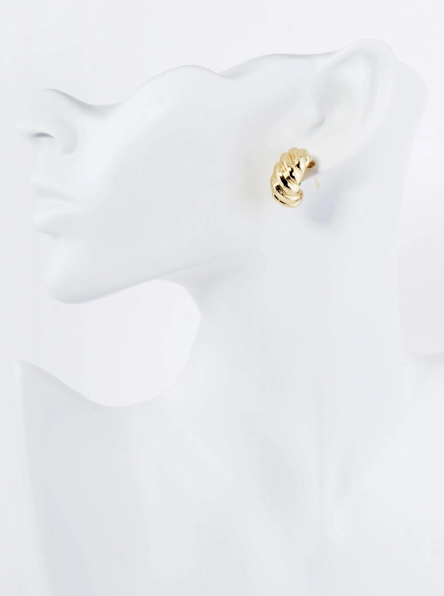 18K Gold Dipped 20mm Brass Croissant Hoop Earrings