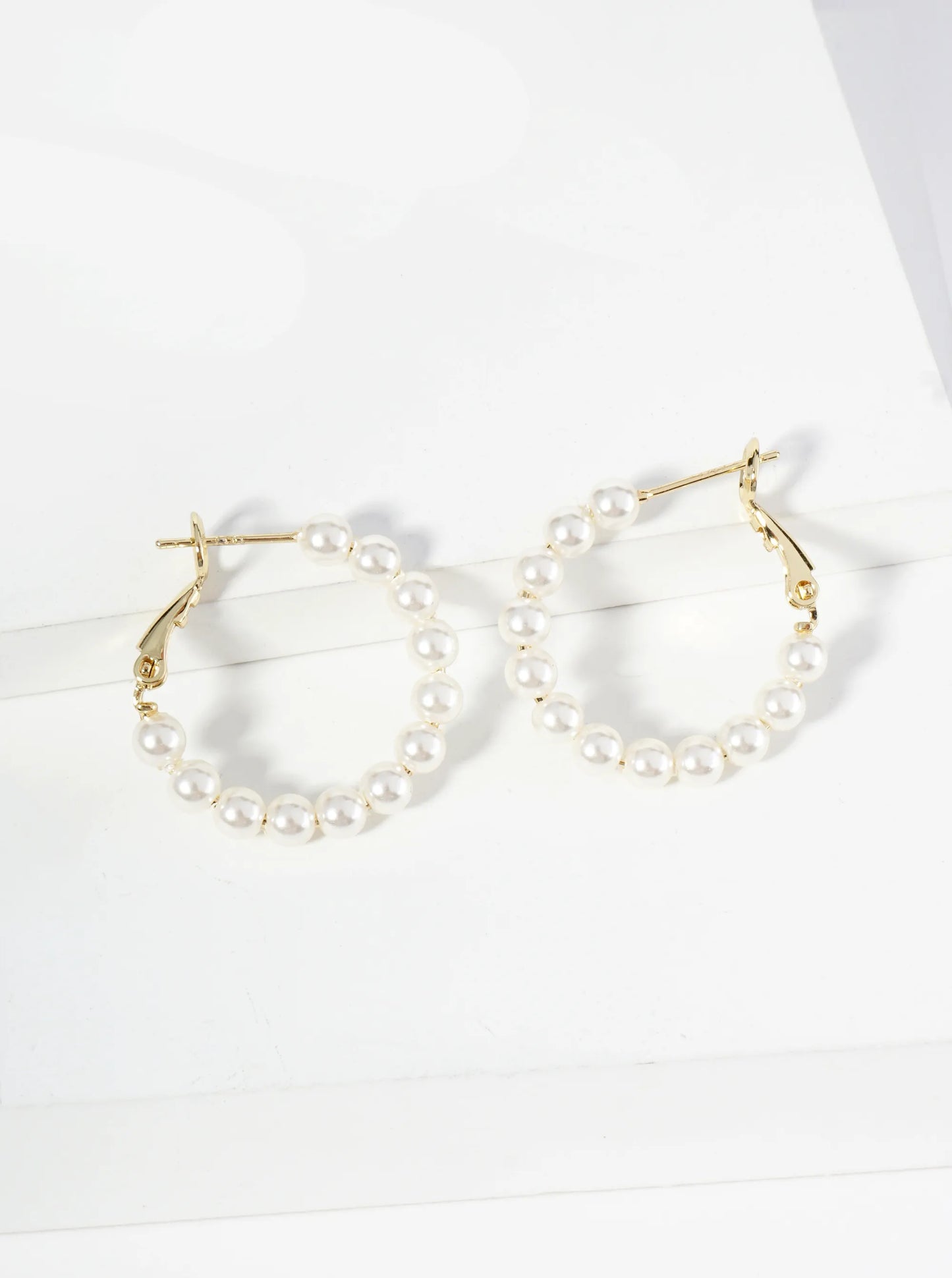 18K Gold Dipped 25mm Pearl Beaded Hoop Earrings With Latch Back Closure