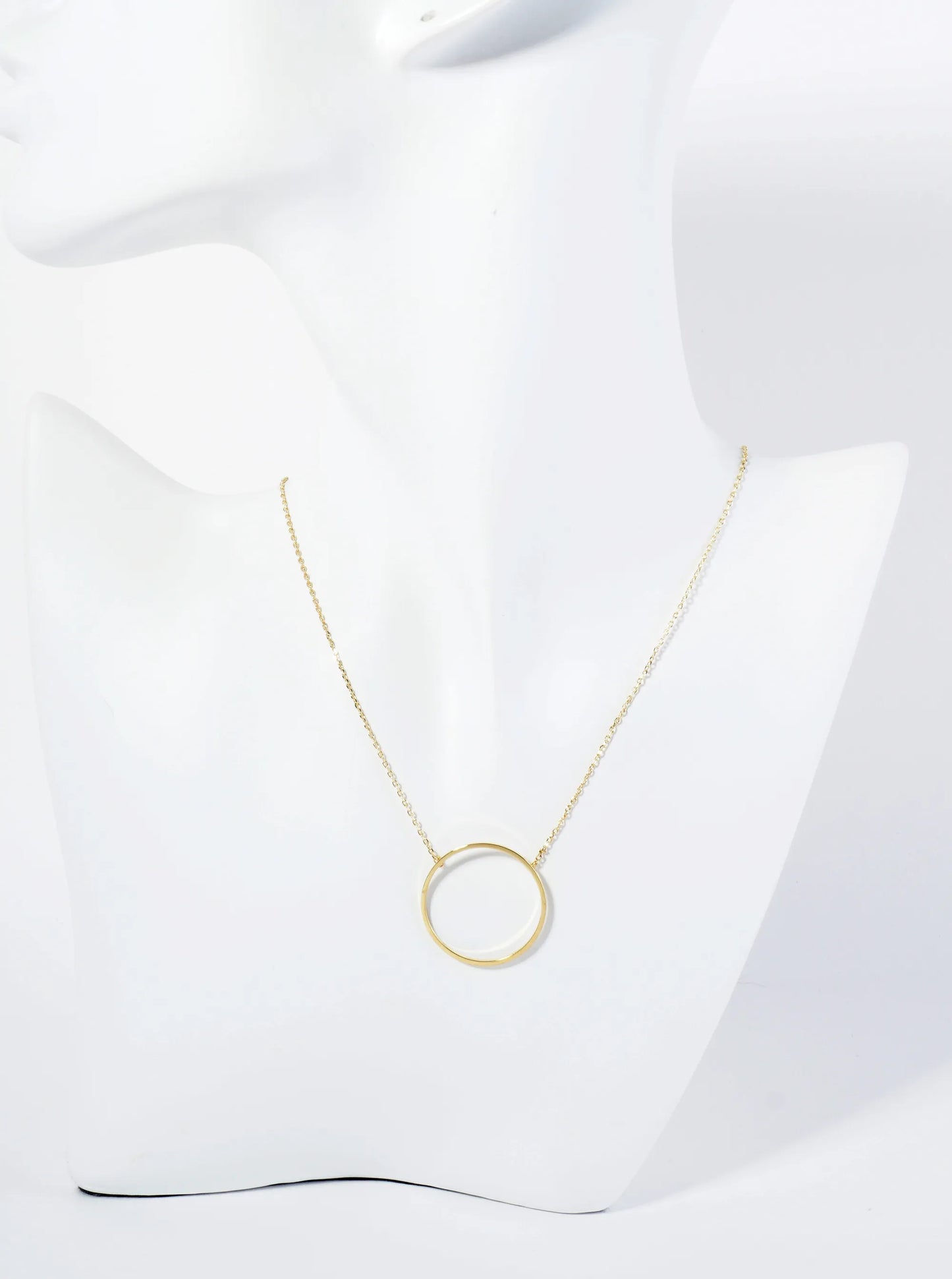 18K Gold Dipped 25mm Wire Circle Pendant Necklace