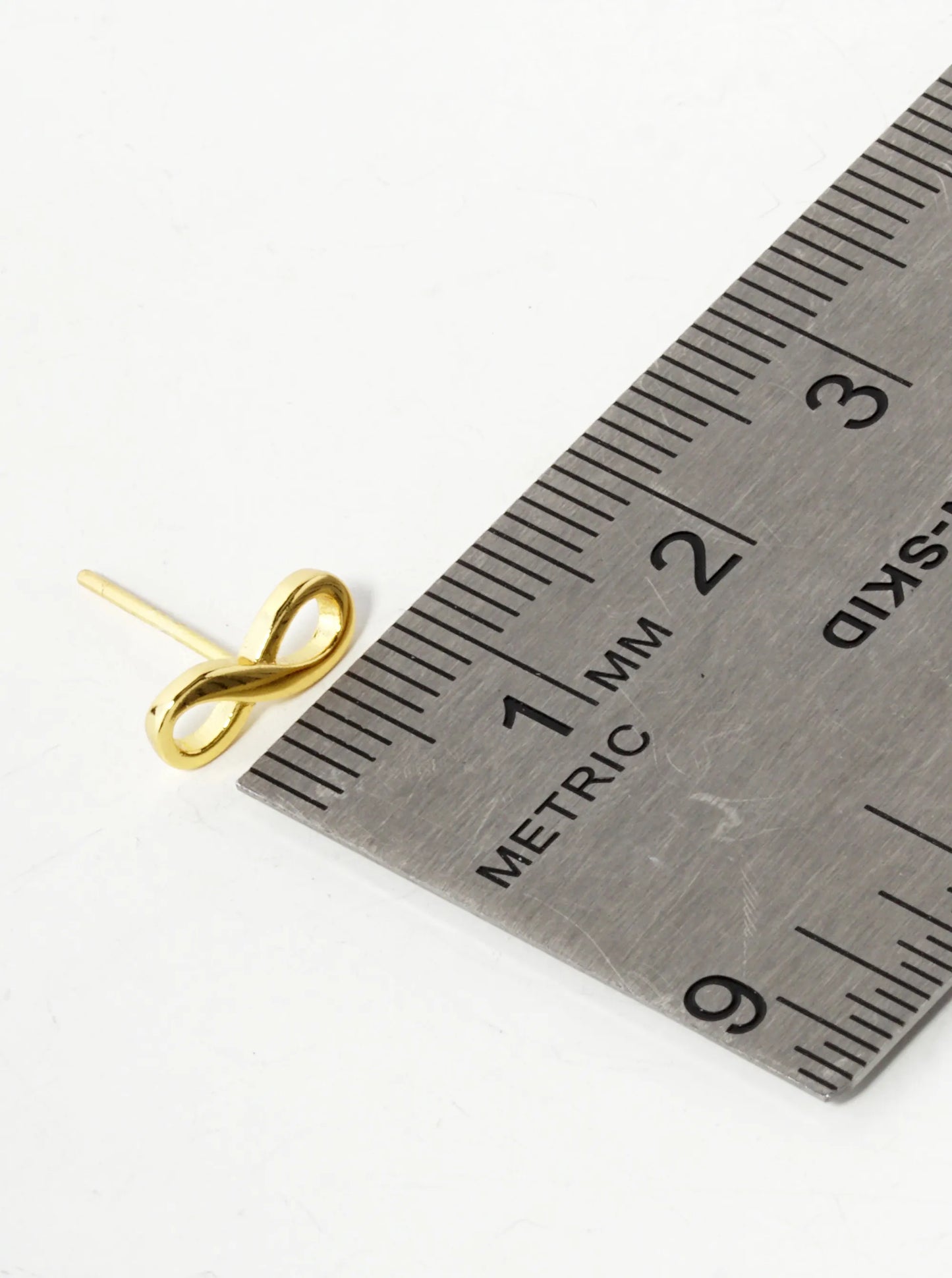 18K Gold Dipped 4mm Brass Infinity Symbol Sterling Silver Post Stud Earrings